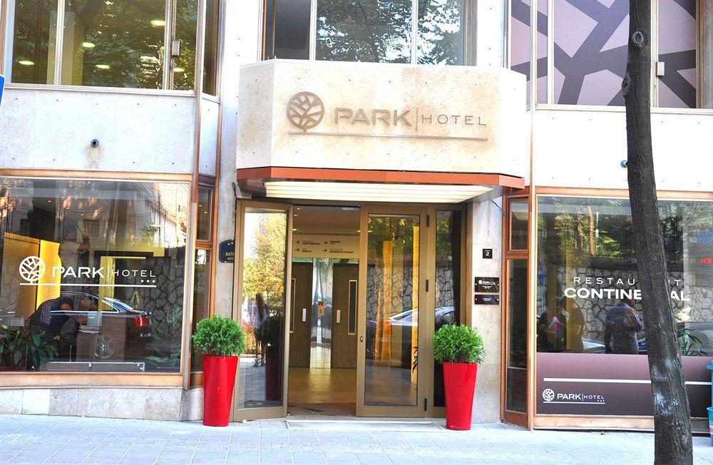 Moxy Belgrade Hotell Eksteriør bilde