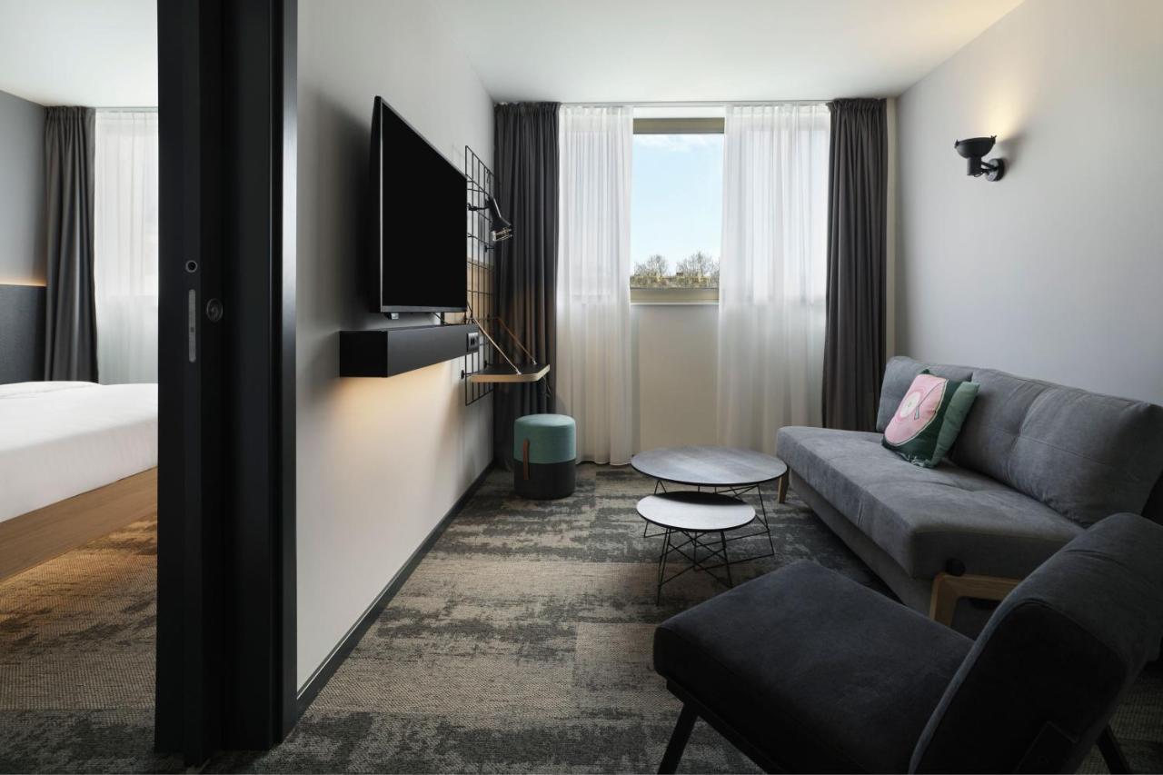 Moxy Belgrade Hotell Eksteriør bilde