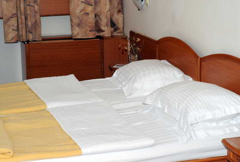 Moxy Belgrade Hotell Eksteriør bilde